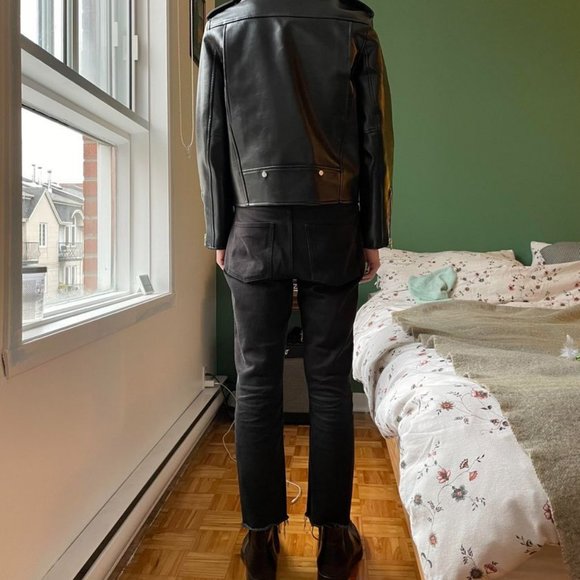 Perfecto April 77 - Picture 5 of 6